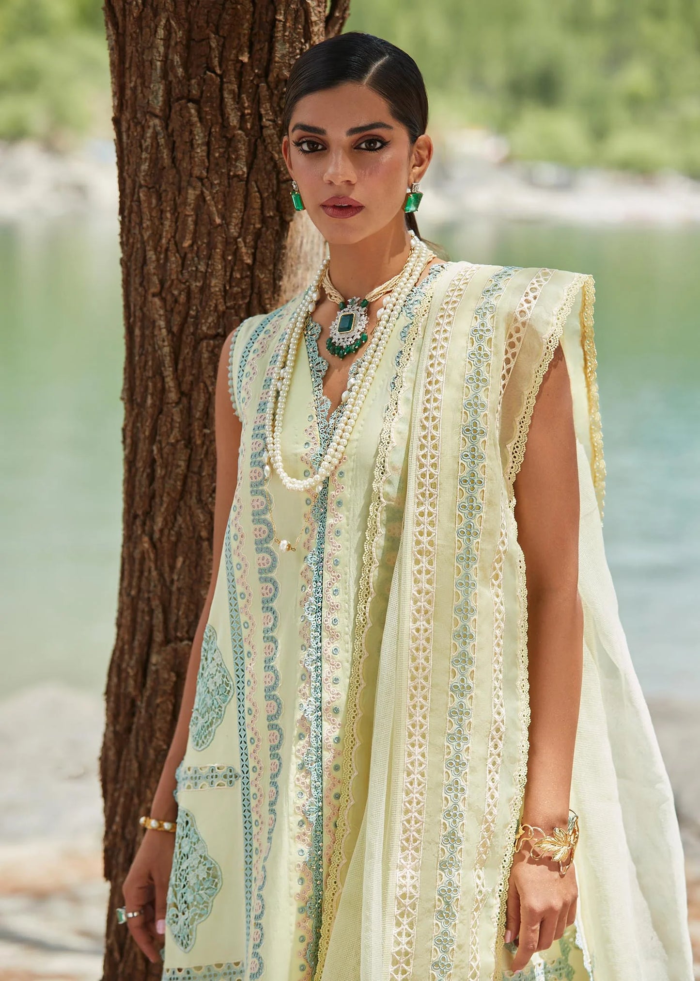 Crimson X Saira Shakira Luxury Lawn 2023 | D7 B