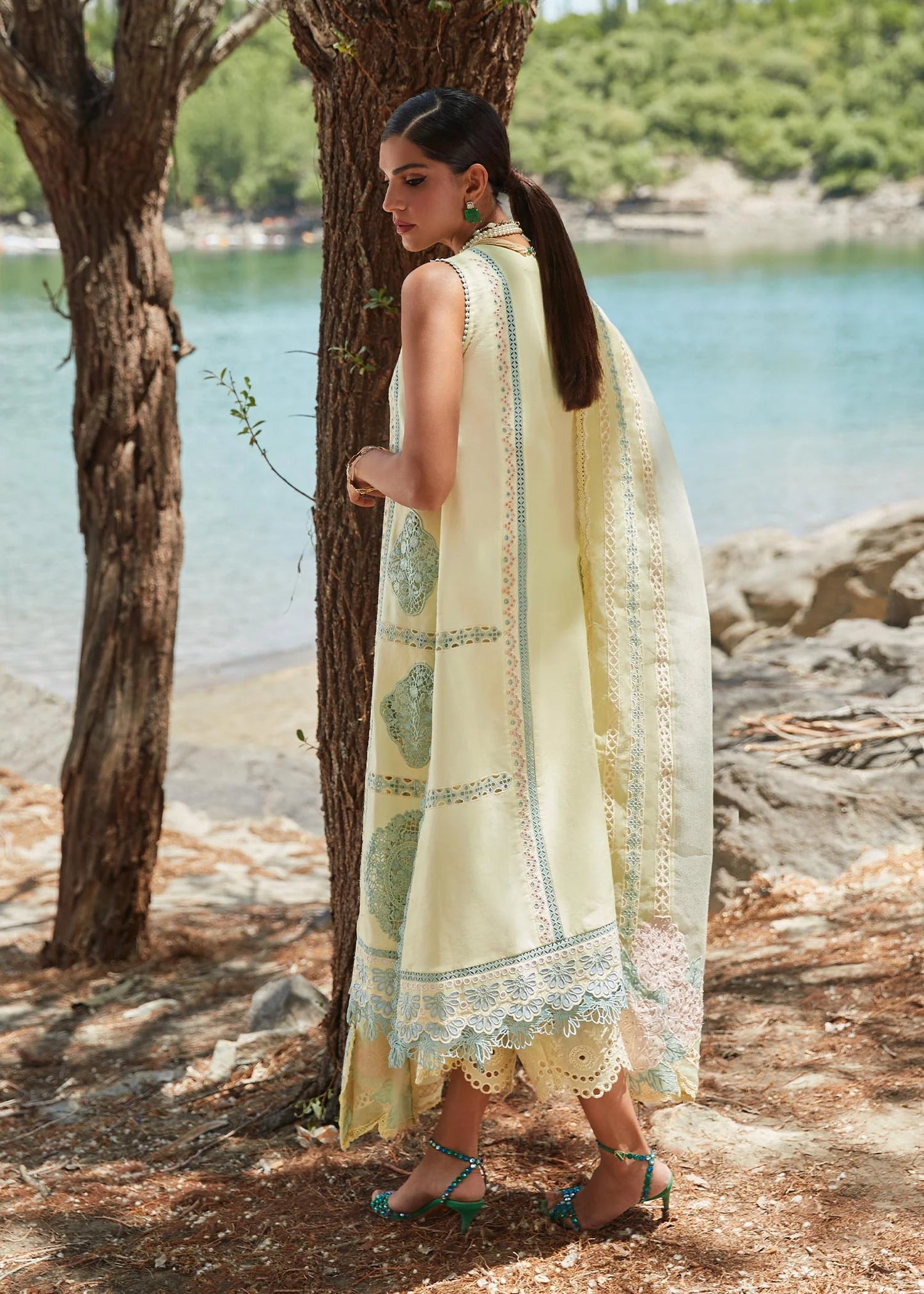 Crimson X Saira Shakira Luxury Lawn 2023 | D7 B