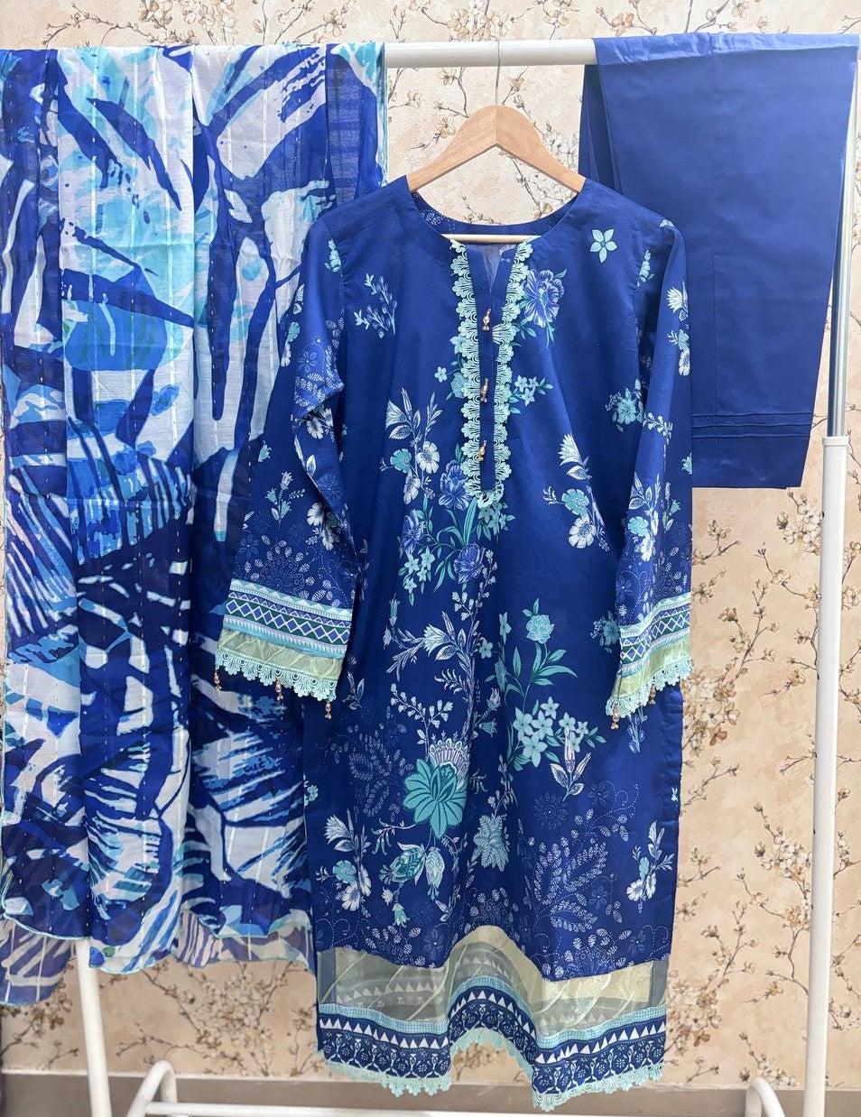 PAIROZ BY GULJEE PRINTED LAWN COLLECTION - PG01