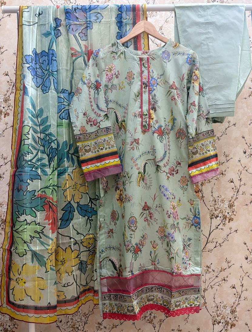 PAIROZ BY GULJEE PRINTED LAWN COLLECTION - PG04