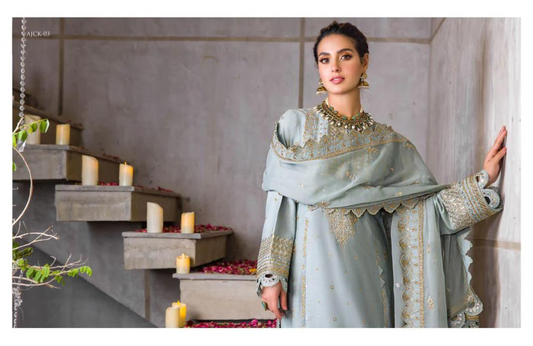 Largest Collection of Pakistani Suits Online!