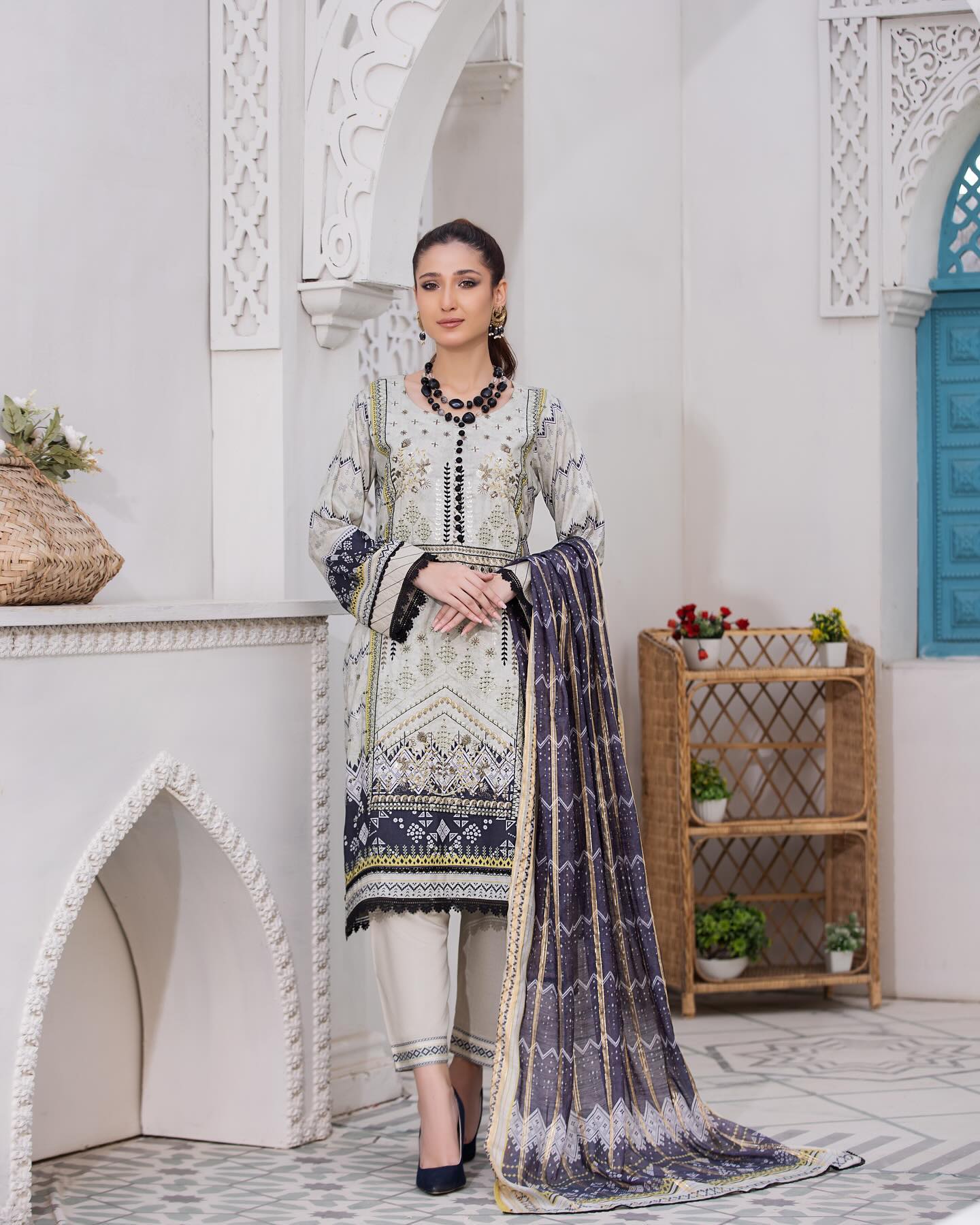 Munira Designer Winter collection-MDL-807